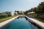 Villa La Quinta 20% off the first 3